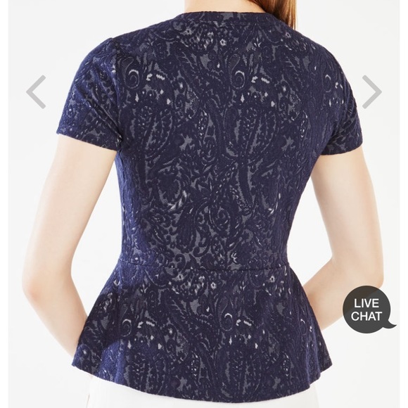 BcbgMaxAzria Ramona top 💙 - Picture 3 of 7